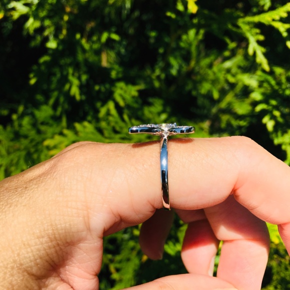 New! Anna Zuckerman Butterfly Ring - Picture 5 of 6